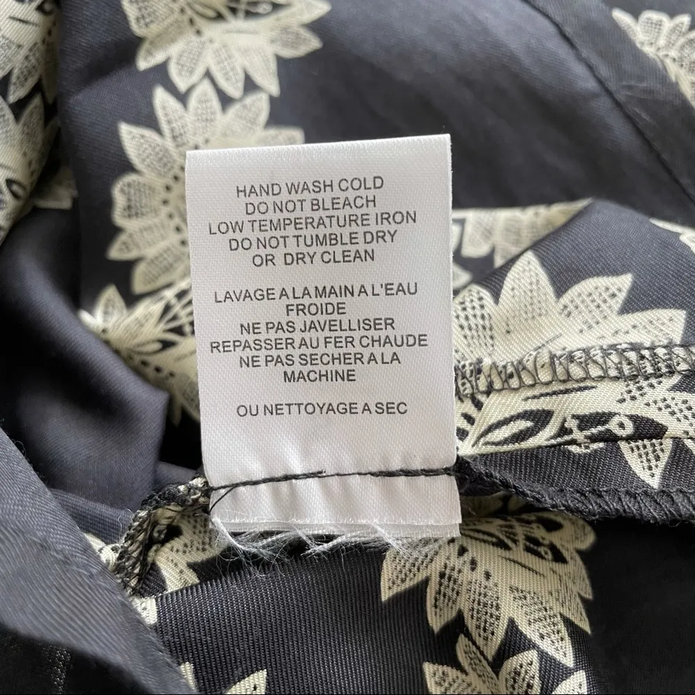 Baraschi Sleeveless Silk Flowered Pleated Black Tie Top Size Small - Image 3