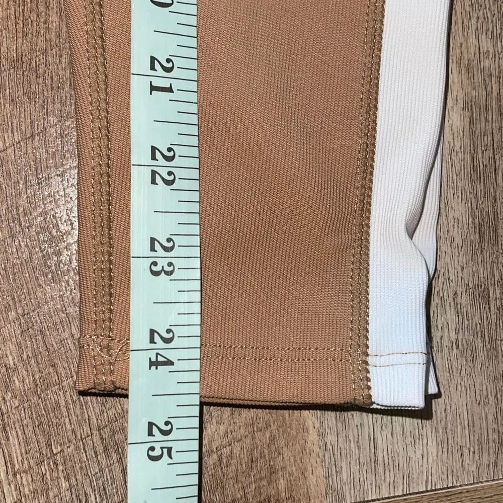 Kyodan ribbed‎ stripe cropped leggings Color Block Tan White Size Small NWOT - Image 5