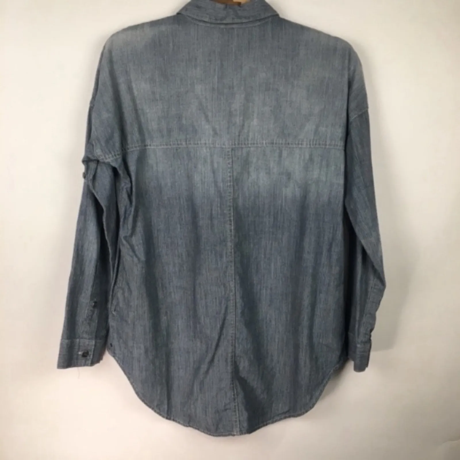 GAP striped Chambray Cotton Snap Front Shirt Sz XS - Image 6