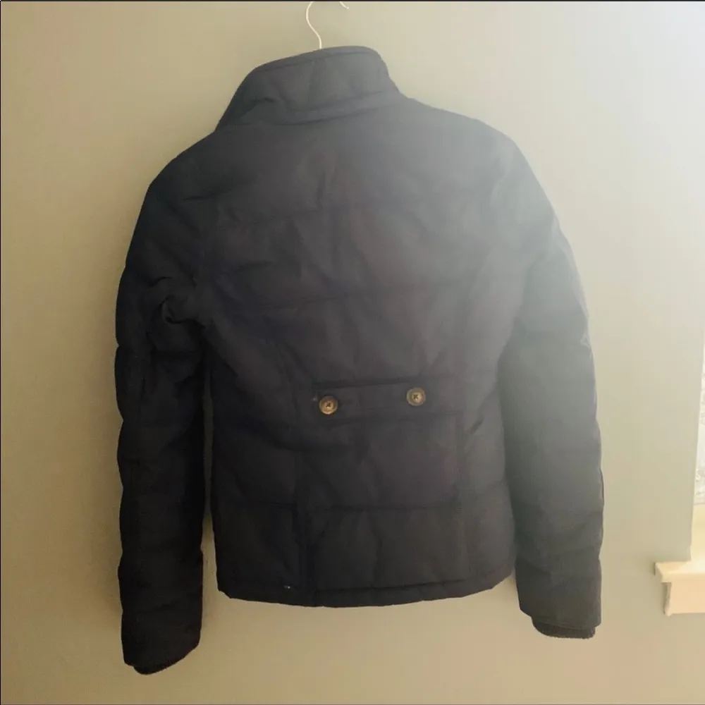 Hollister Navy Blue puffer jacket - Image 8