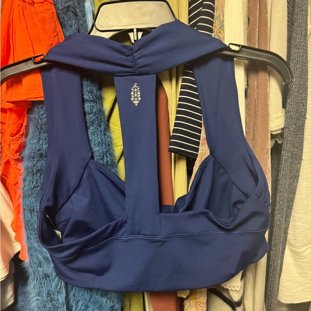 FP Movement Don't Let Go Sports Bra on Blue Sea Size XL NWT Retail $58 - Image 5