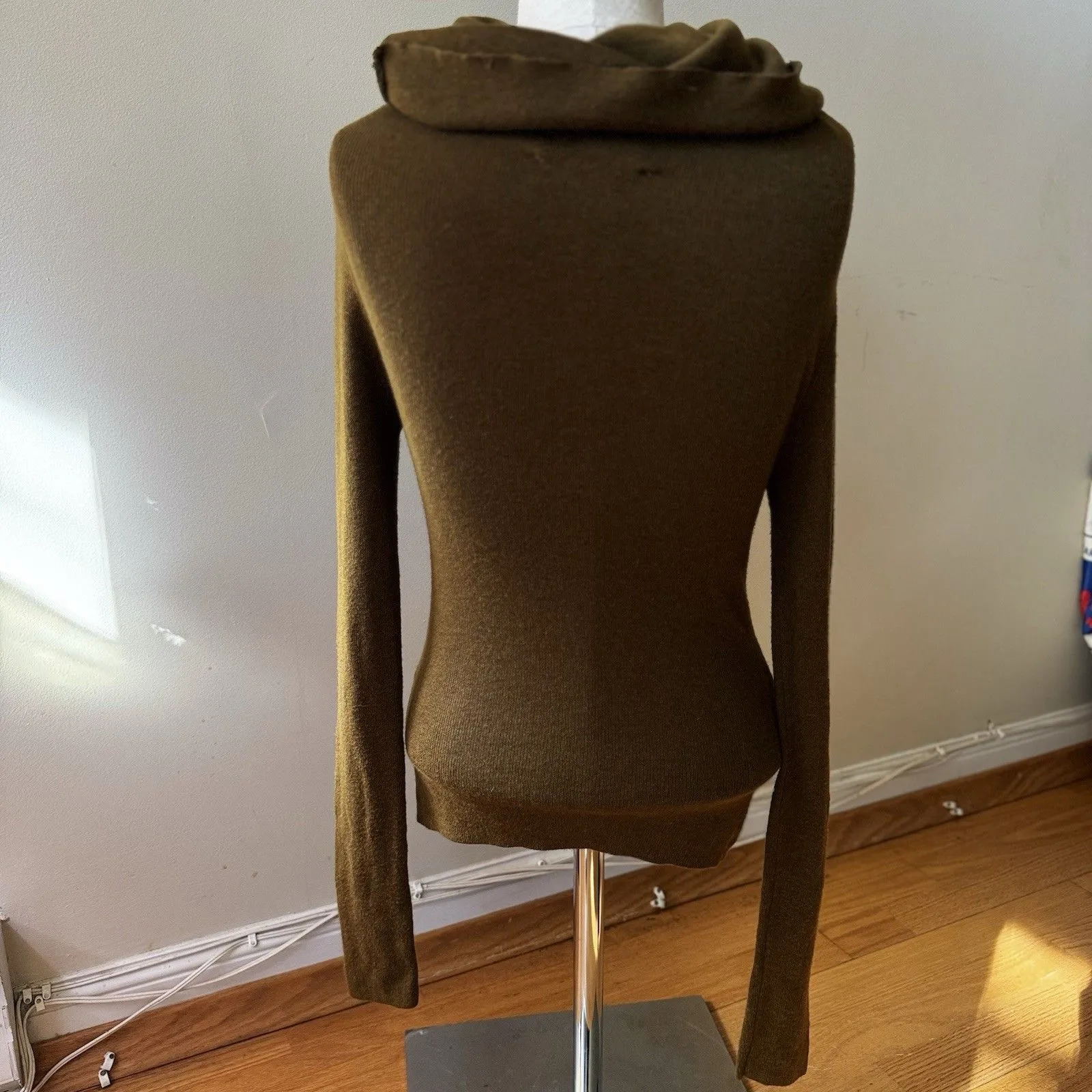 Zara Women’s 100% Wool Ribbed Knit Cowl Neck Stretchy Sweater Dark Olive Green M - Image 2