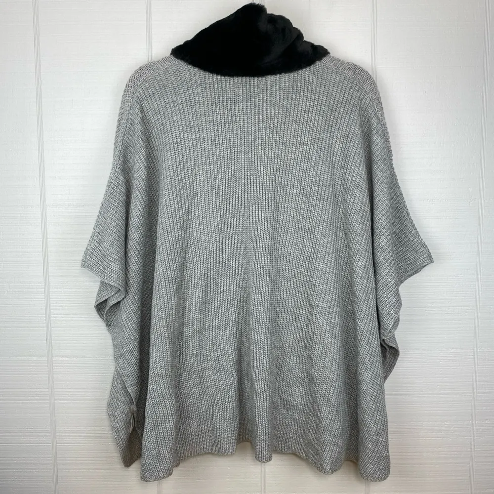 NWT Calvin Klein Gray Knit Sweater Open Poncho Cape Black Faux Fur Trim One Size - Image 5