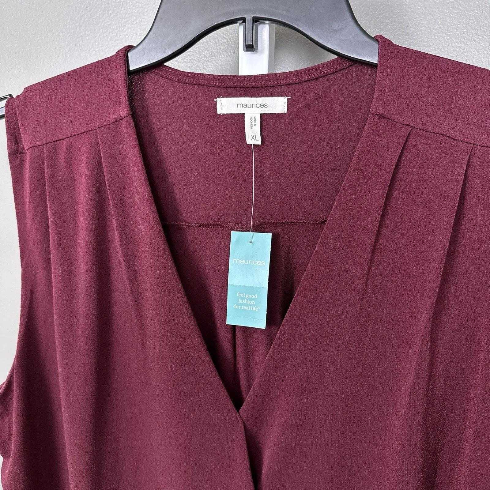 New Maurices Blouse Women's XL Faux Wrap Burgundy Sleeveless Shell NWT Top Shirt - Image 2