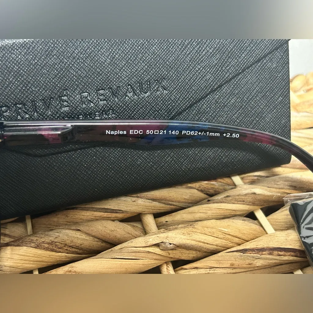 Prive Revaux Naples 2.5 Reading Glasses Burgundy / Blue - Image 2