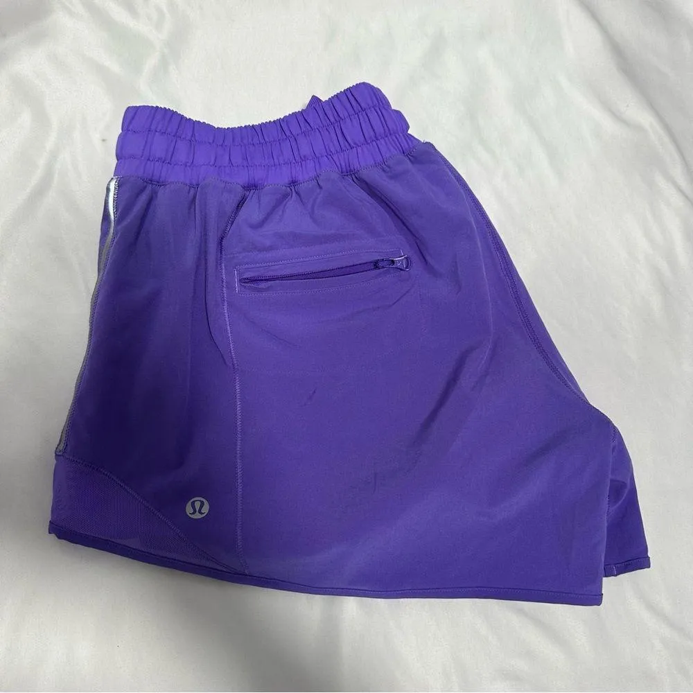 Lululemon Hotty Hot Short II *2.5" - Image 4