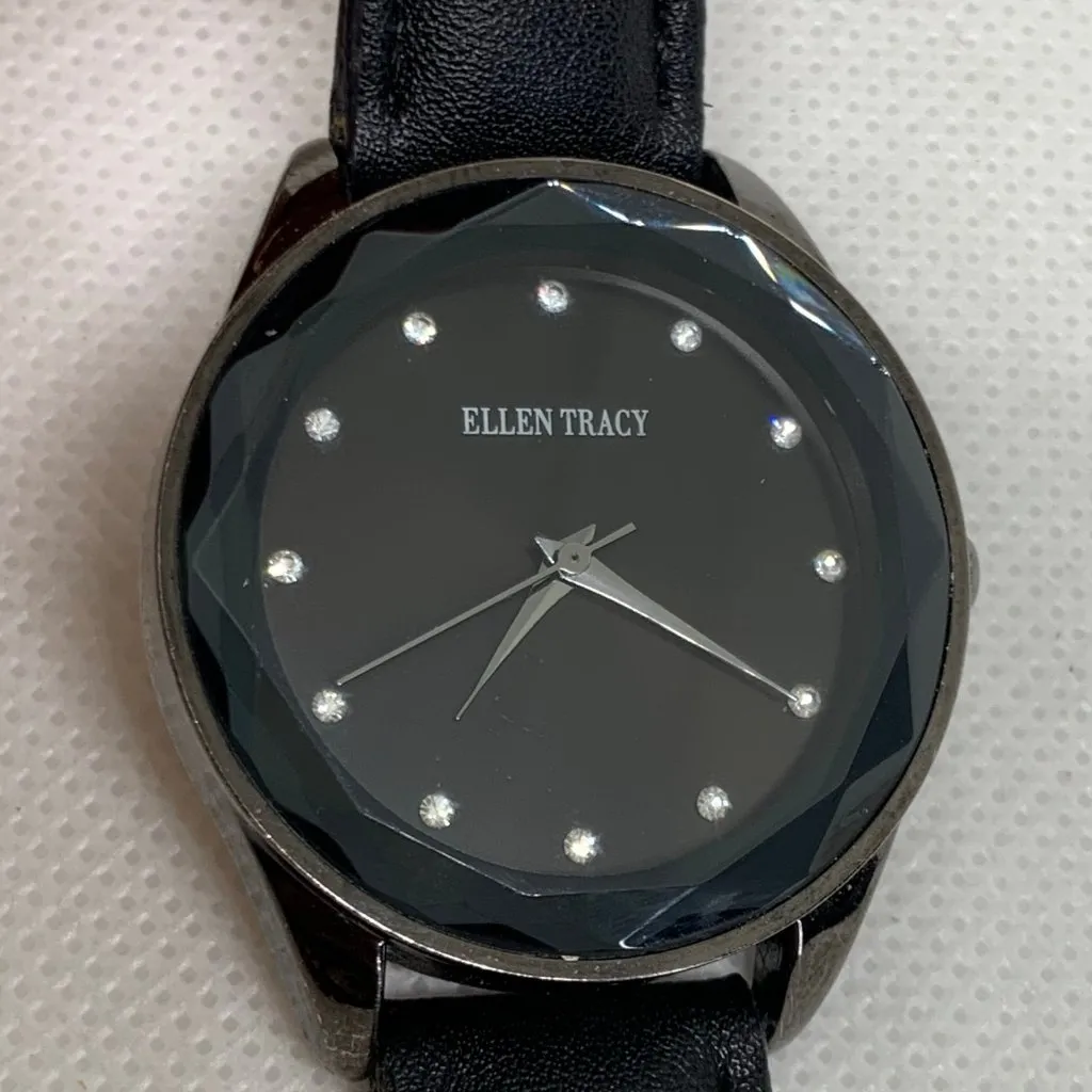 Ellen Tracy women watch black tone 35mm round case quartz analog running - Image 3