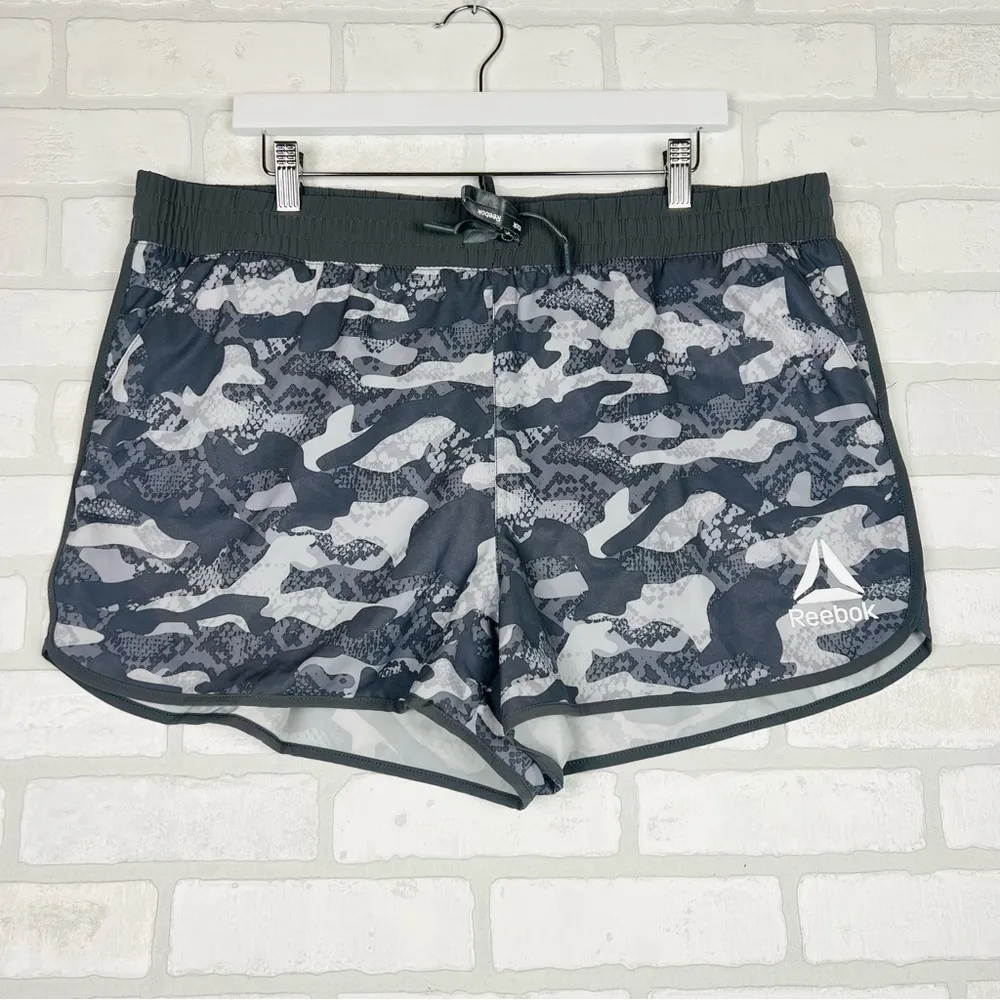 Reebok Women’s Essential‎ Running Short with Pockets, Sizes XXL, Silver Sconce - Image 7