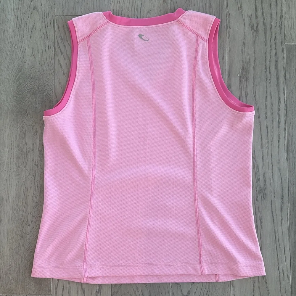 Tek Gear Pink Sleeveless V-Neck Tank Top Size Medium - Image 2