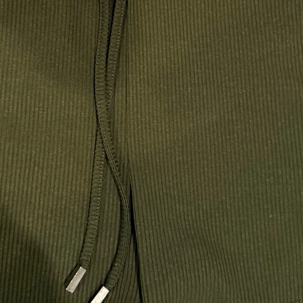 Olive Green Women's Shorts Set (3 piece) Size M - Image 8