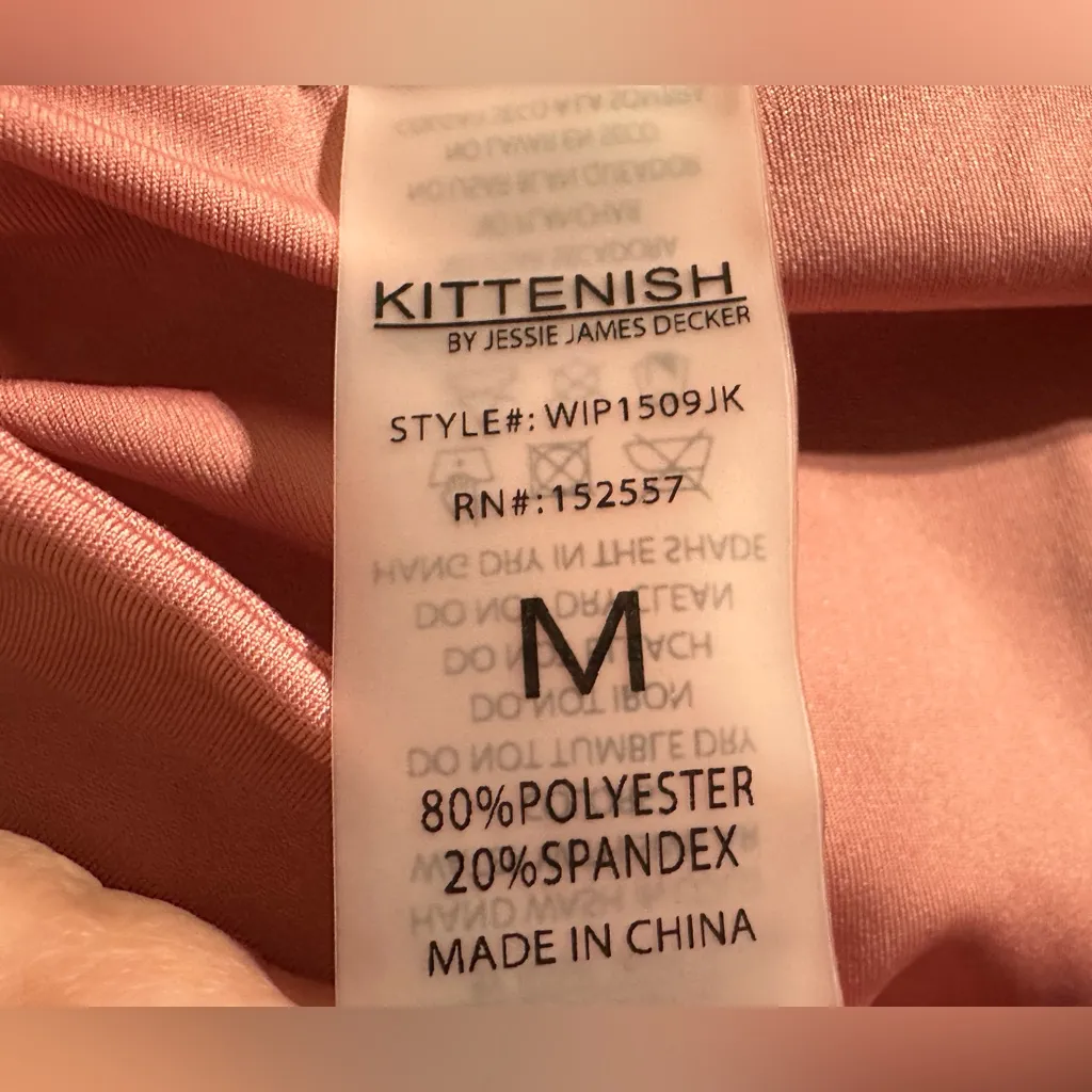 Kittenish Sadie Workout Scrunched Bottom
Leggings Pink Size Medium pink - Image 9