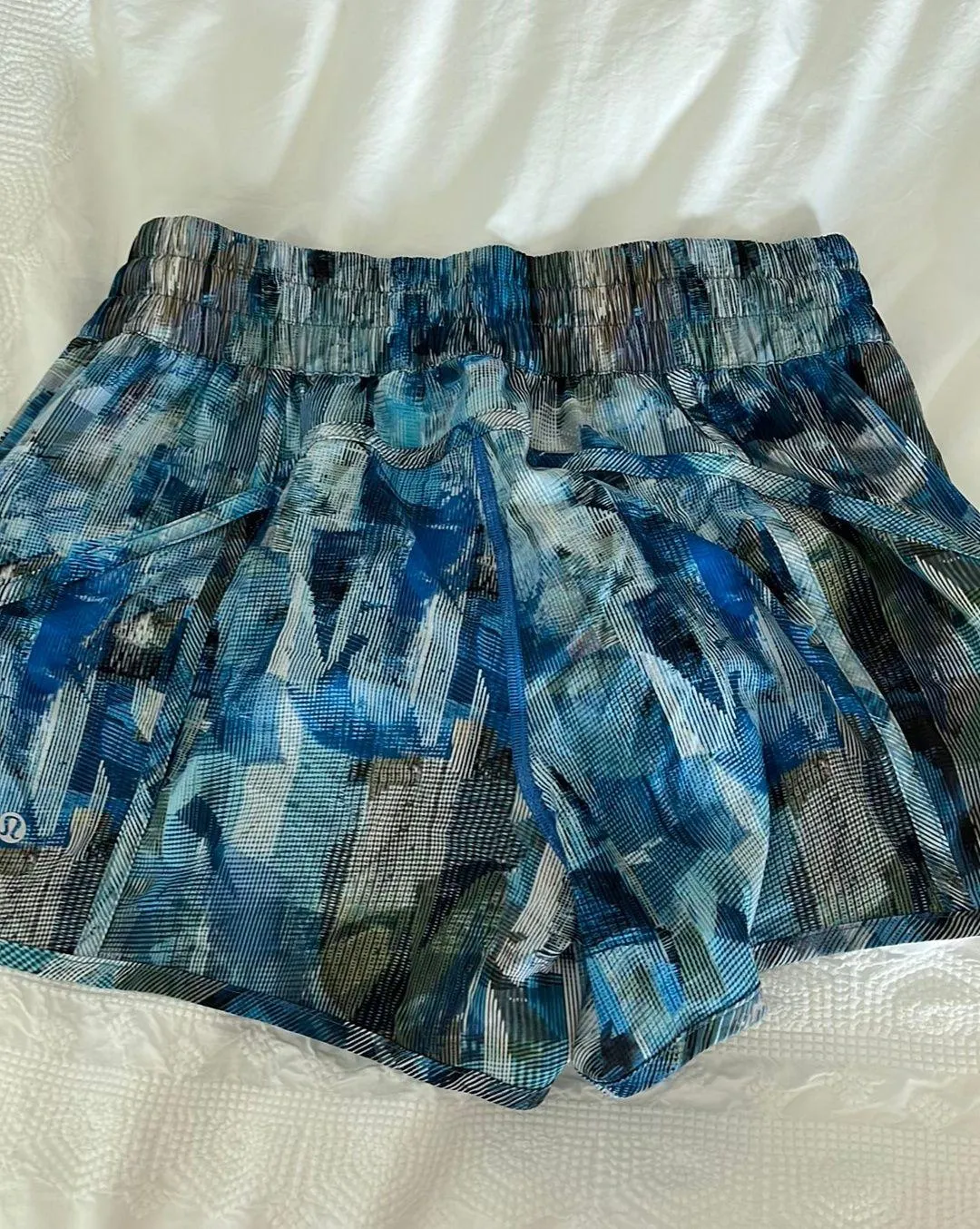 Lululemon Track That Short - Image 2