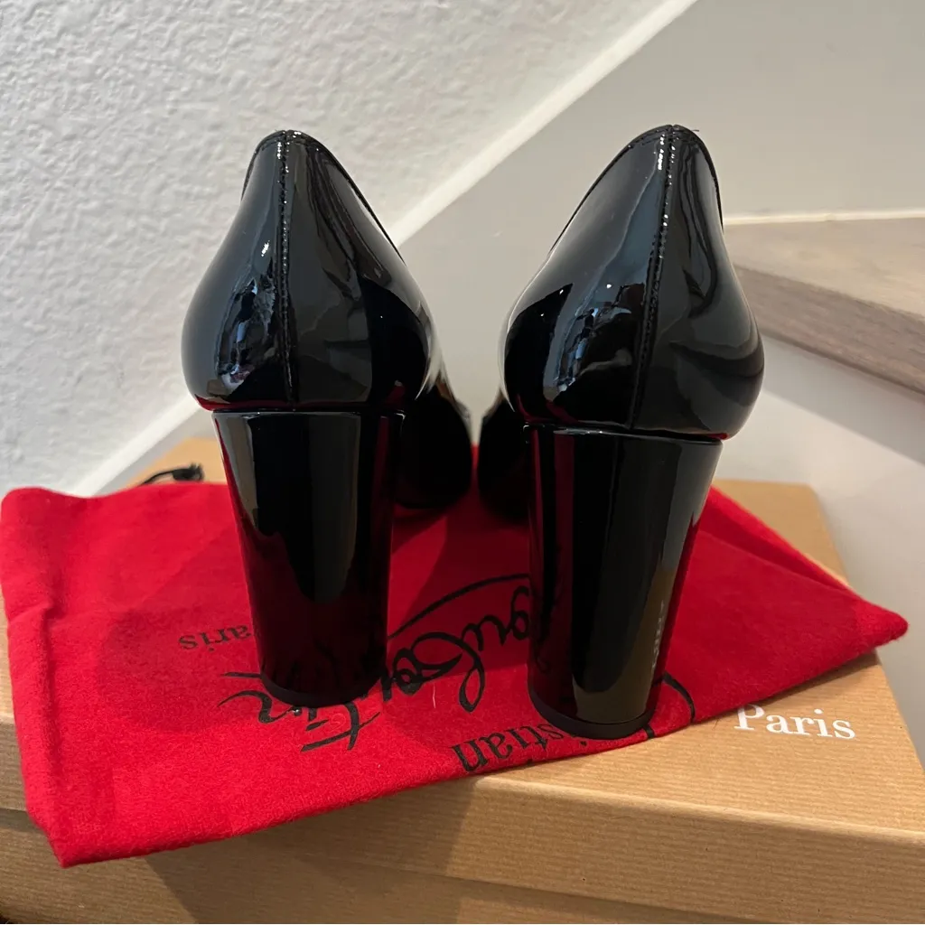 NWT Christian Louboutin Lady Gena 85 Patent Leather Pumps in Black - Image 3