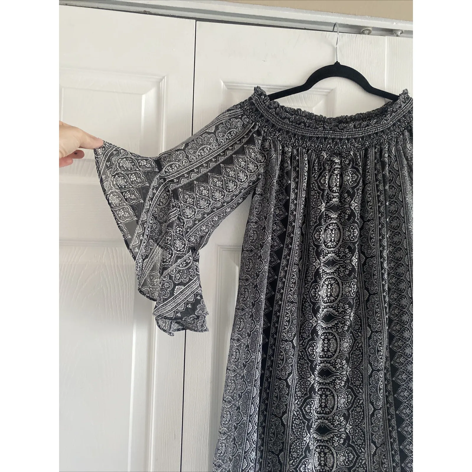 City Triangles Womens Medium Off the Shoulder Witchy Whimsigoth Top Layered - Image 2