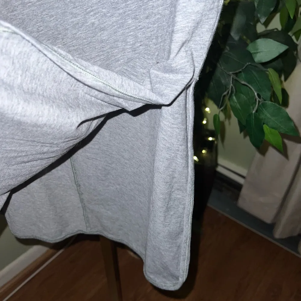 LULULEMON Size 10 Style T7 Short Sleeve T-Shirt - Image 2