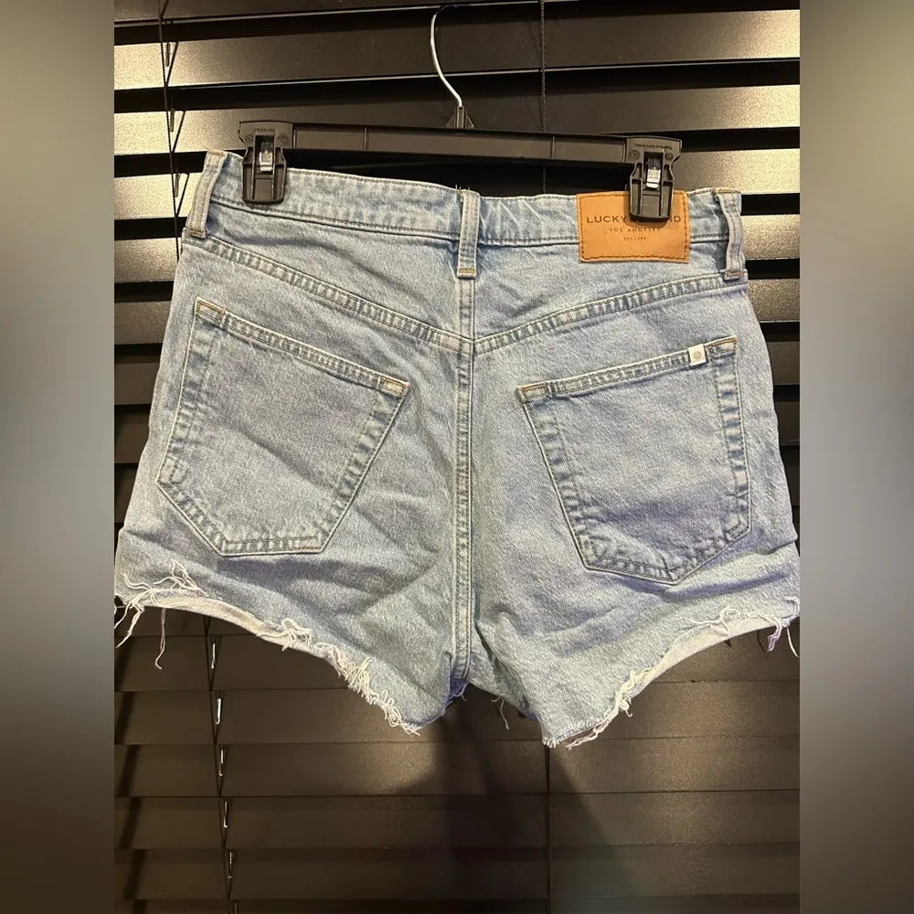 EUC Lucky Brand Bohemian Lucky Pins Jean Short floral Embroidery - Image 2