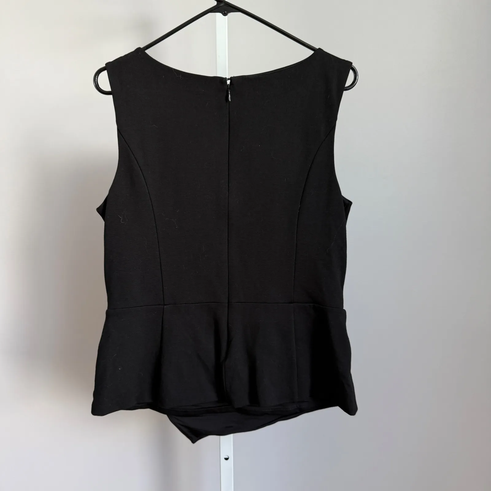 White‎ House Black Market Black Sleeveless V Neck Peplum Asymmetrical Hem Top - Image 6