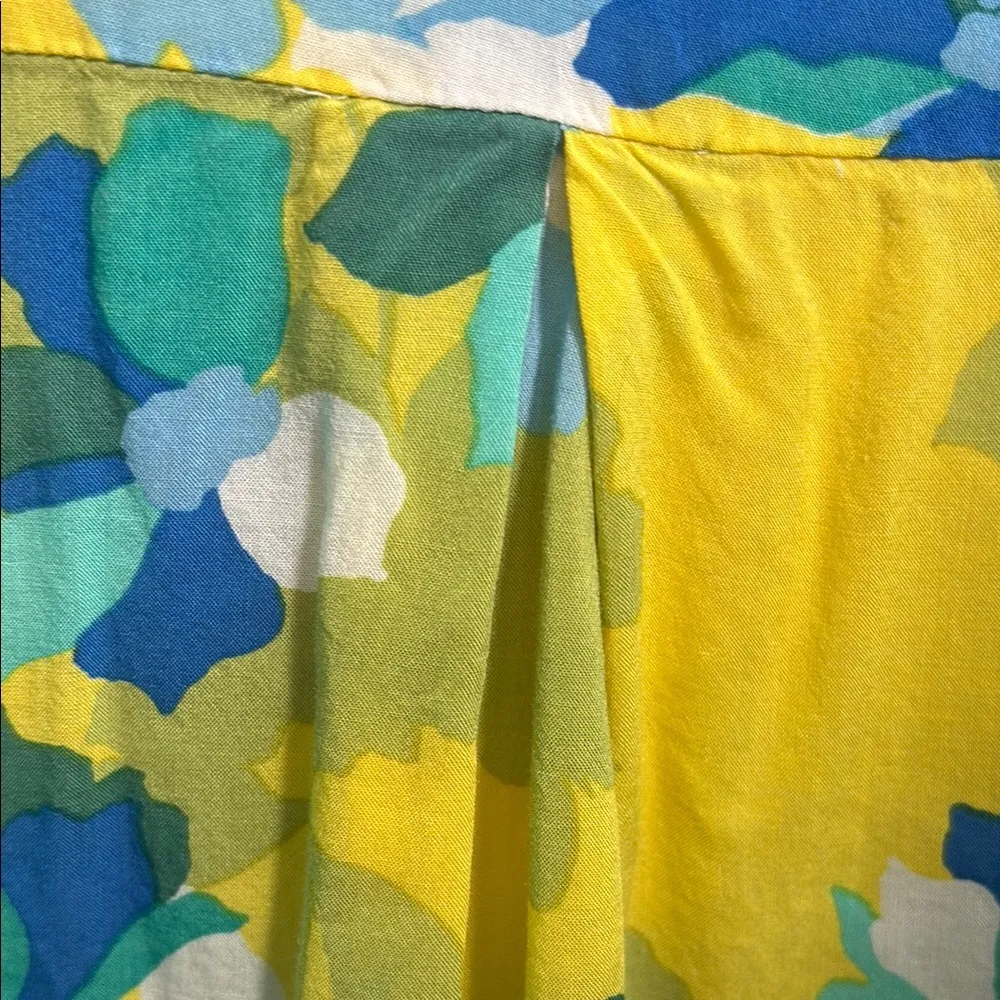 Draper James Blue Floral Sleeveless Top - Image 10