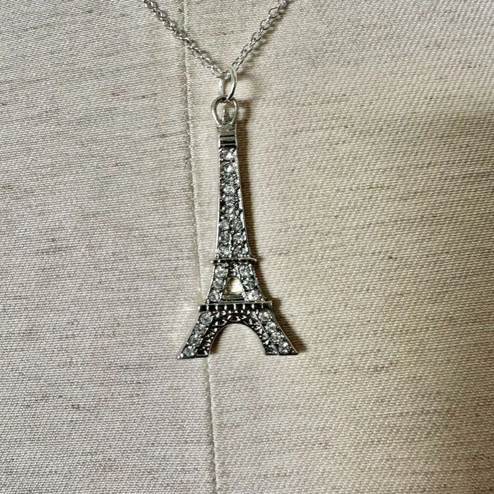 Silver tone rhinestone Eiffel Tower pendant necklace - Image 2