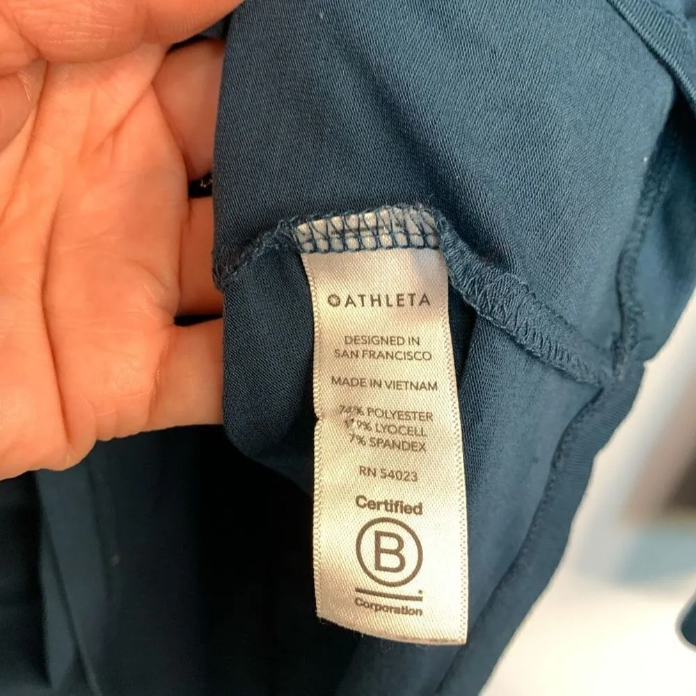 Athleta Bat Wing Top Size Medium - Image 7