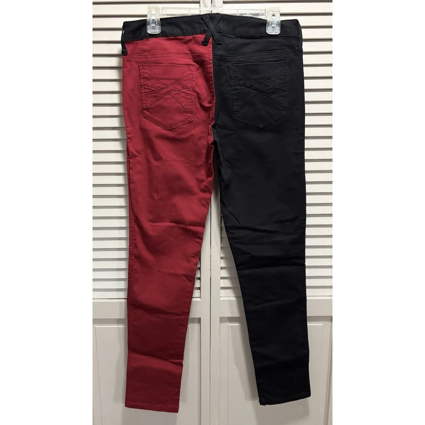 Royal Bones Color Block Red/Black Zip Mid Rise Denim Jeans Size 7 Logo EUC - Image 3