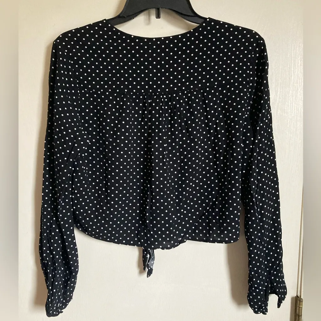 🌞Wild Fable Black Polka Dot Cropped Long Sleeve Blouse - Image 7