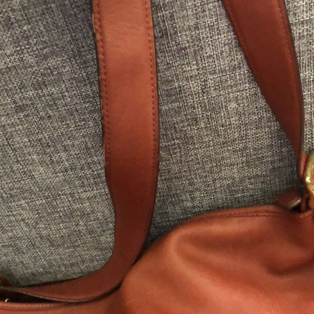 Brown Leather Tote Duffle Crossbody Shoulder Bag with Front Zipper Vintage - Image 15