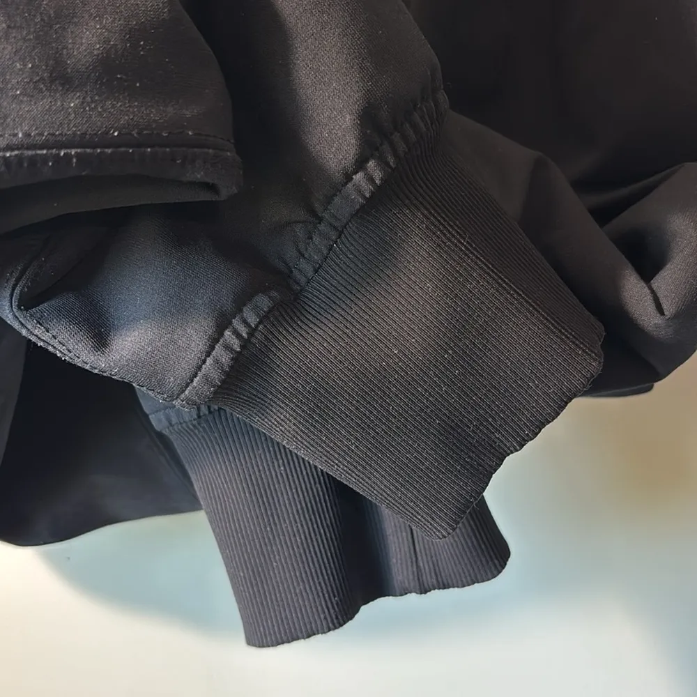 Lululemon City Sweat Jogger on size 6. Black. Zippered Pkt EUC - Image 4