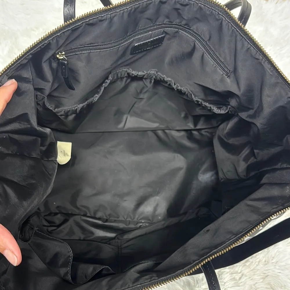 Kate Spade Black and White Graphic Tote / Diaper Bag Lots of pockets MSRP 398 - Image 8