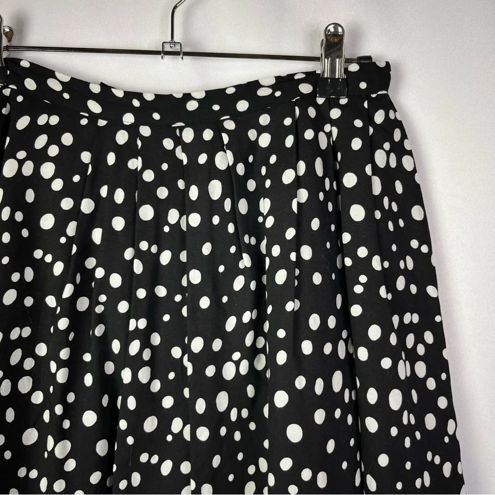 Forever 21 Black & White Polka Dot Circle Mini Skirt S - Image 3