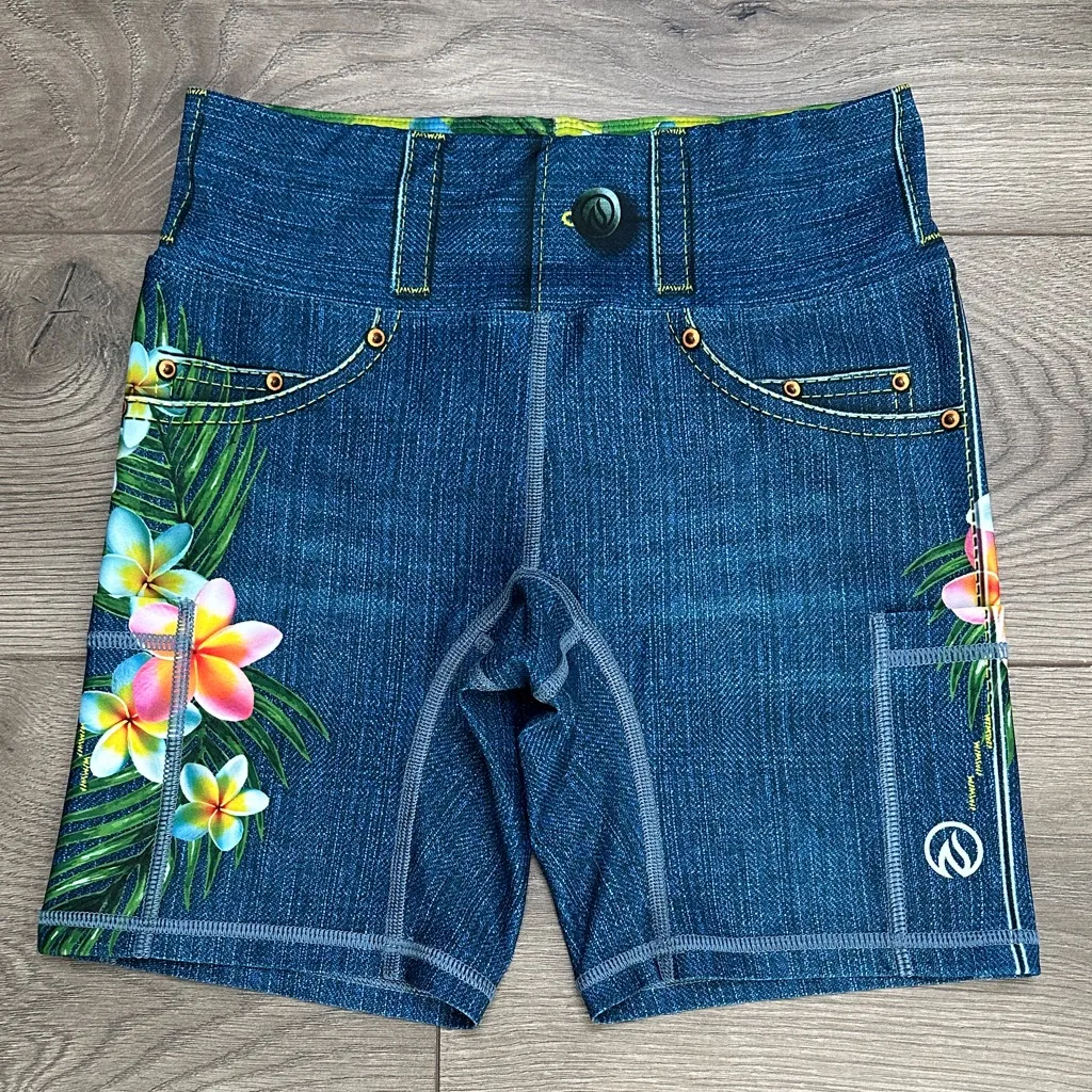 INKnBURN Blue Denim Pocket Graphic Floral Bike Active Shorts Size Small - Image 1