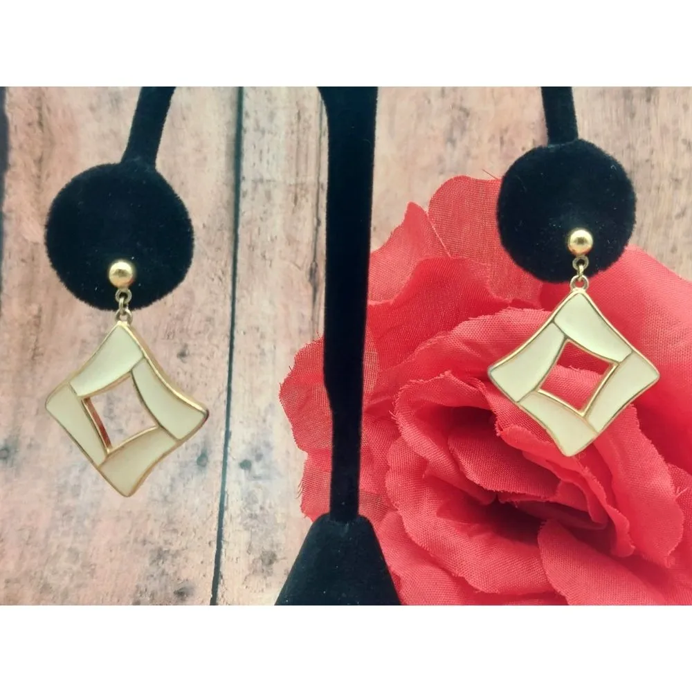 Trifari Cream Enamel Dangle Earrings 1.5" Gold Tone Diamond Shape - Image 6