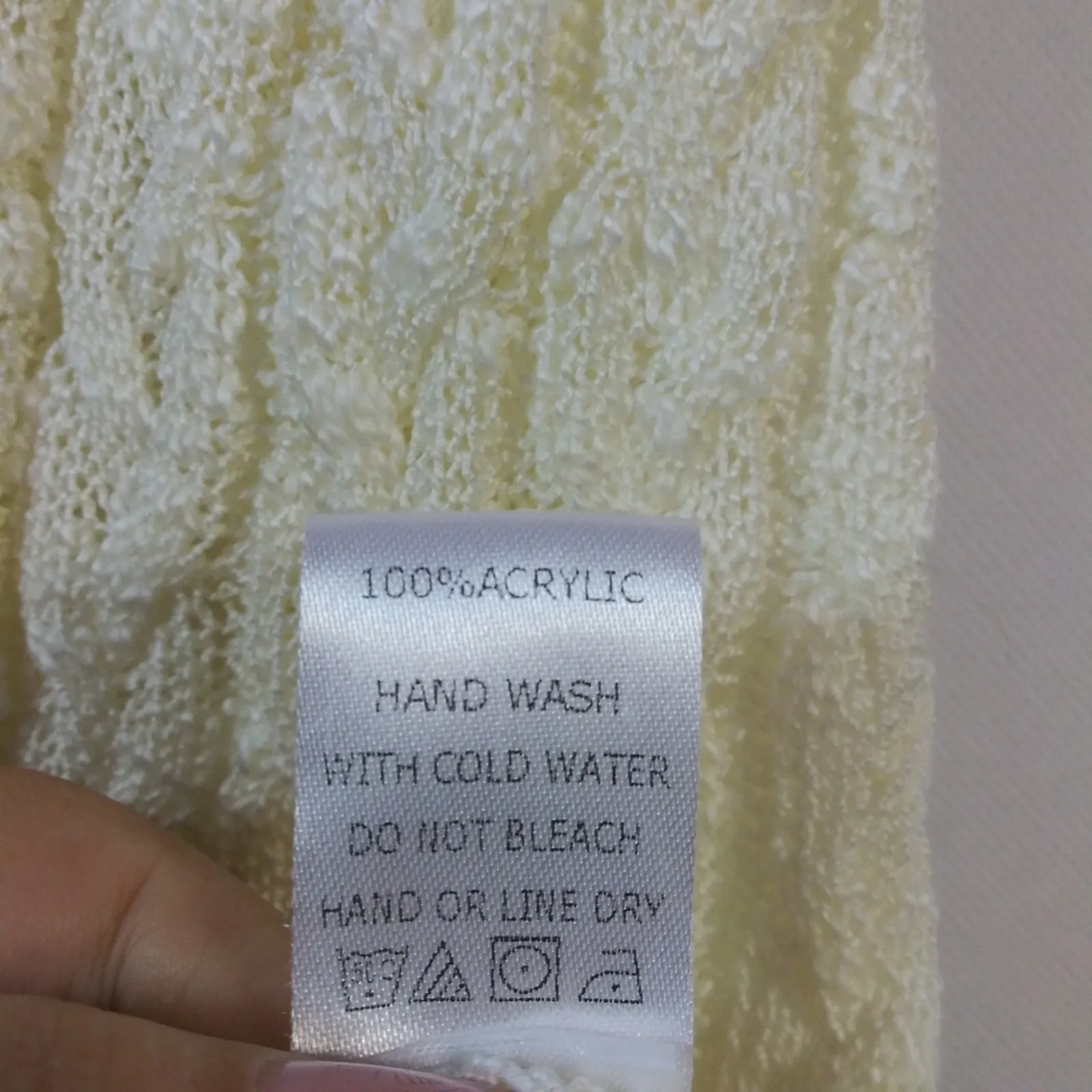 1.4.3 Story By Line Up Cream Cable Knit Button Front Sweater Vest Size M - Image 7