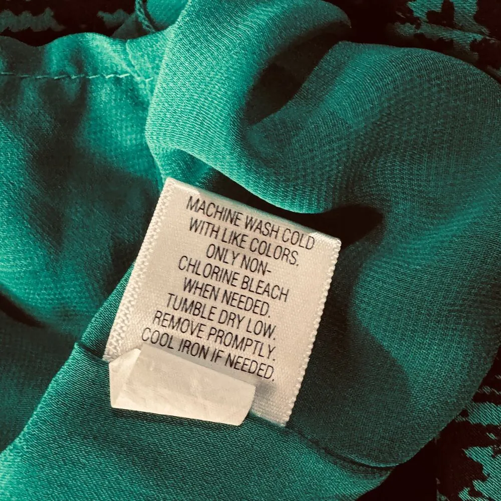 APT 9 Large Top Sleeveless Lined Abstract Rear Zip Scoop Neck Pleated Neck Green - Image 9