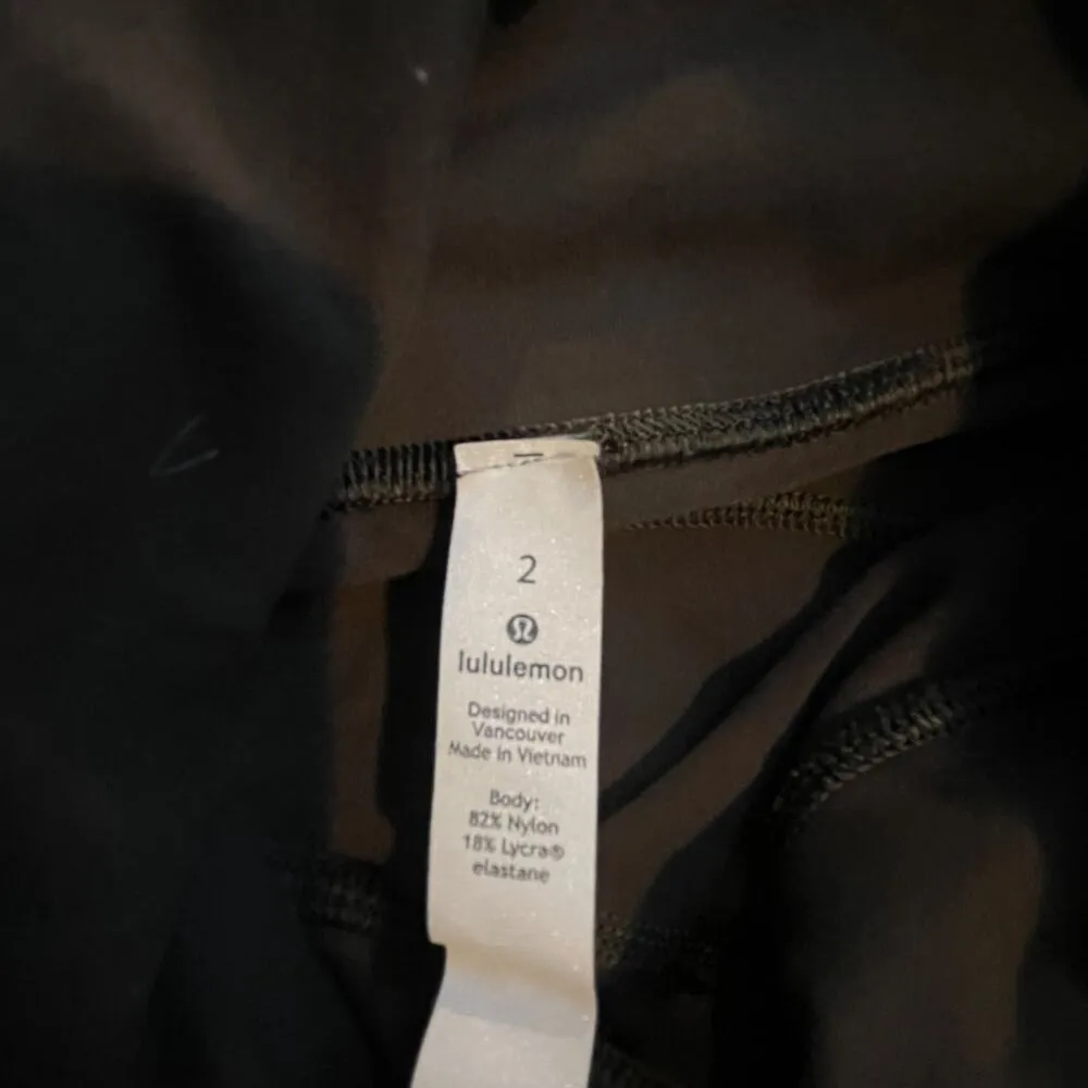 Lululemon groove pant army green size 2 - Image 2