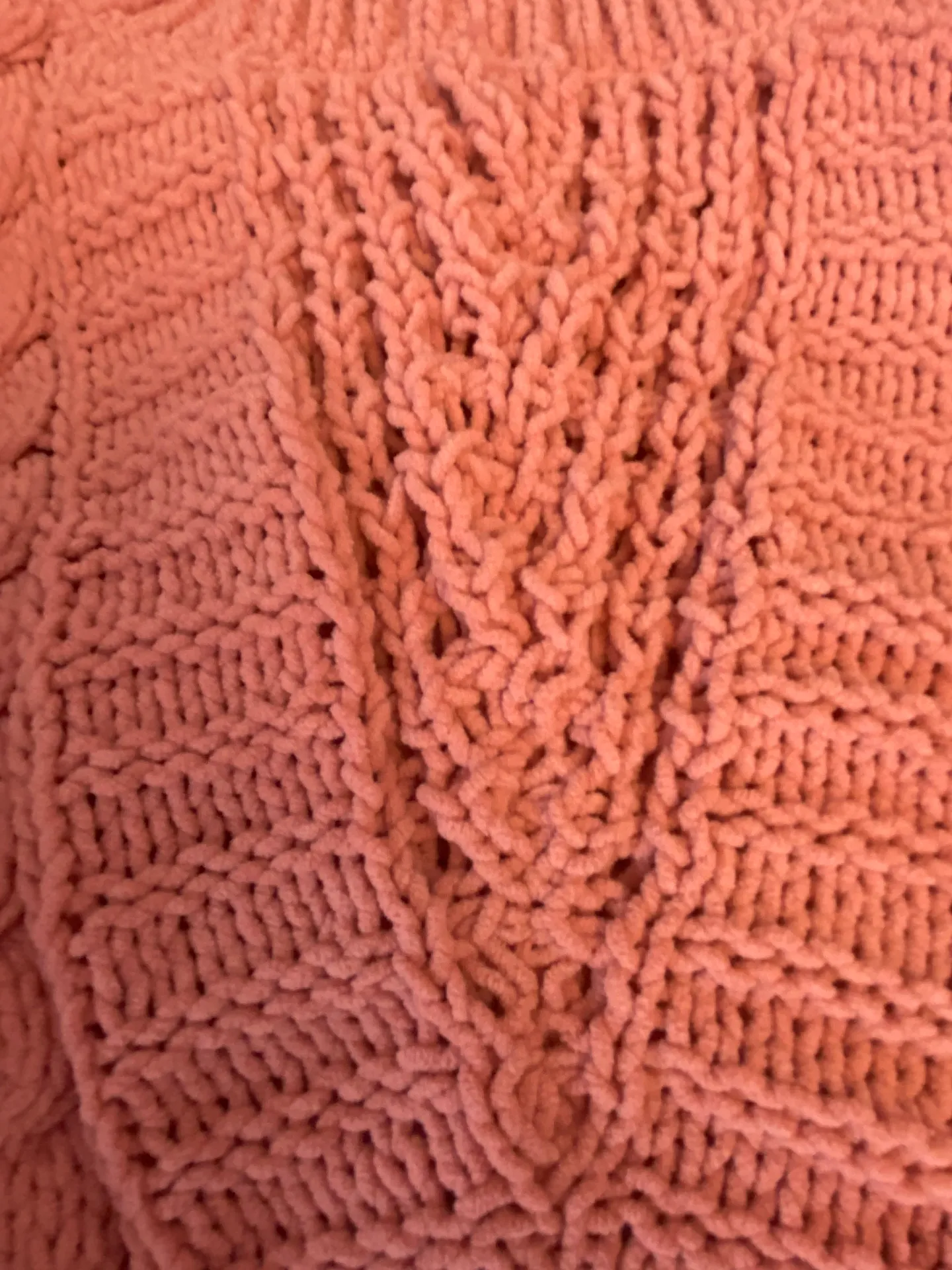 EXPRESS Pink Sweater - Image 4