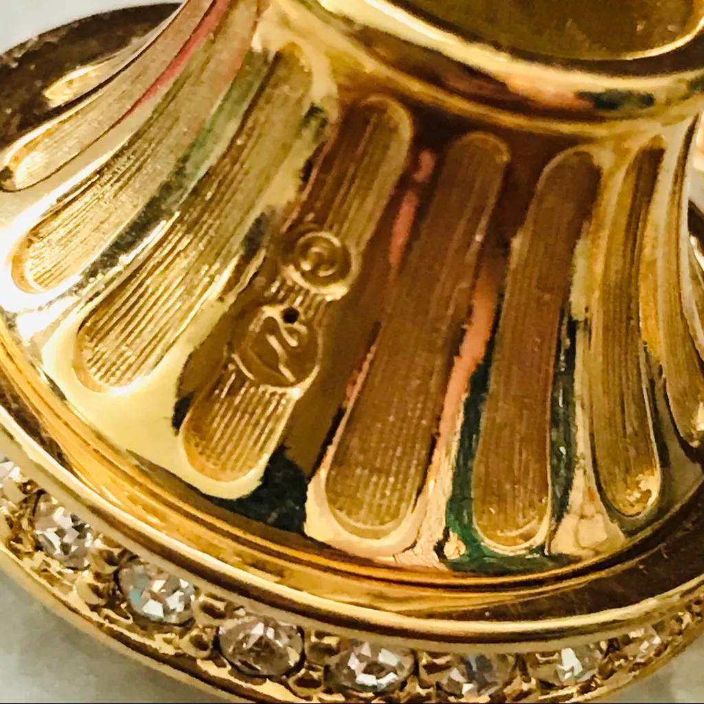 Swarovski Crystal Kaleidoscope pendant Necklace Goldtone 32” twisted rope chain - Image 9