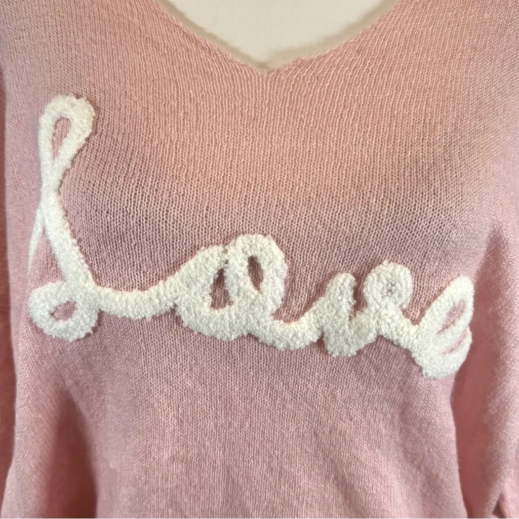 Elan light pink Love script off shoulder sweater size small - Image 5