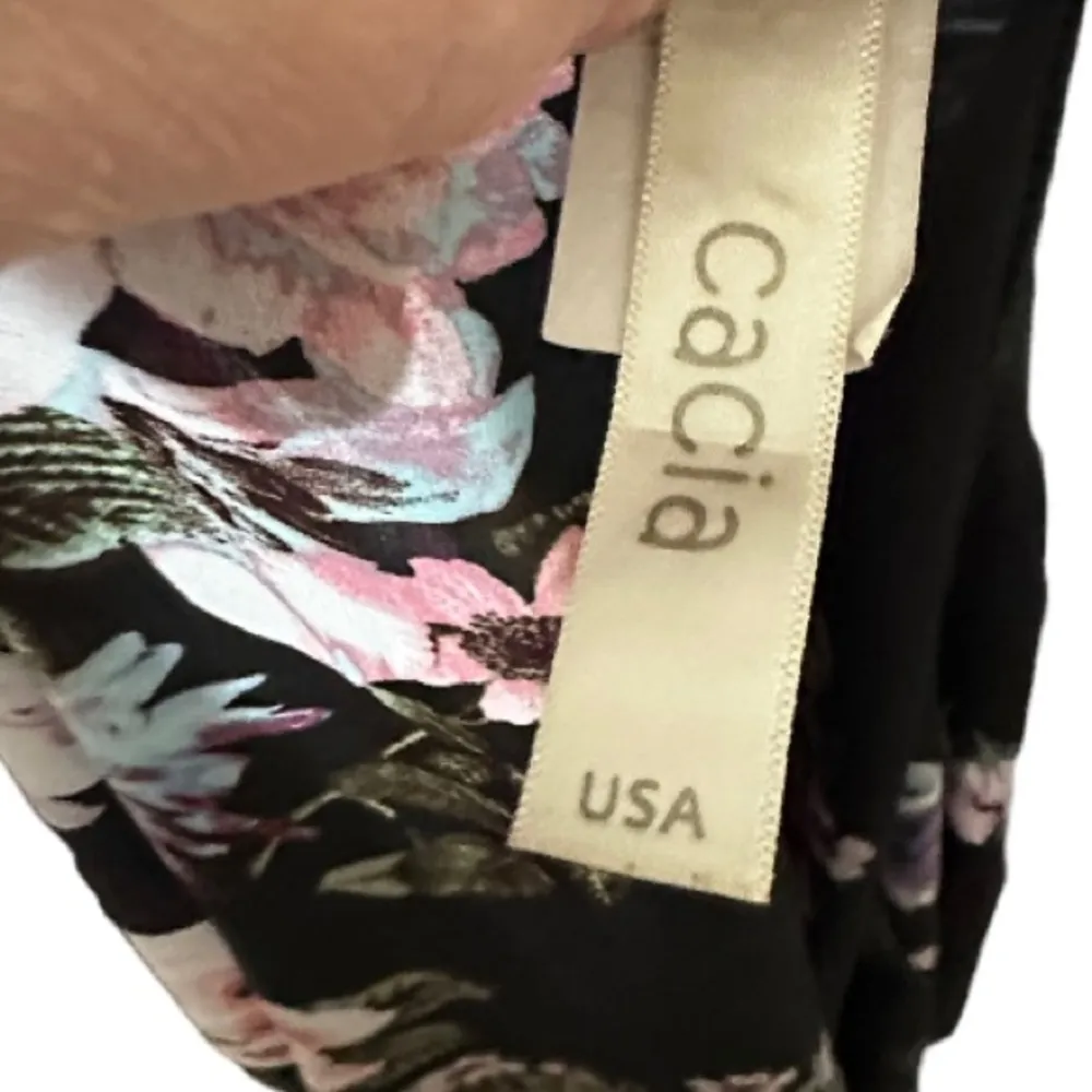 Cacia Sheer‎ Floral Cover - Image 5