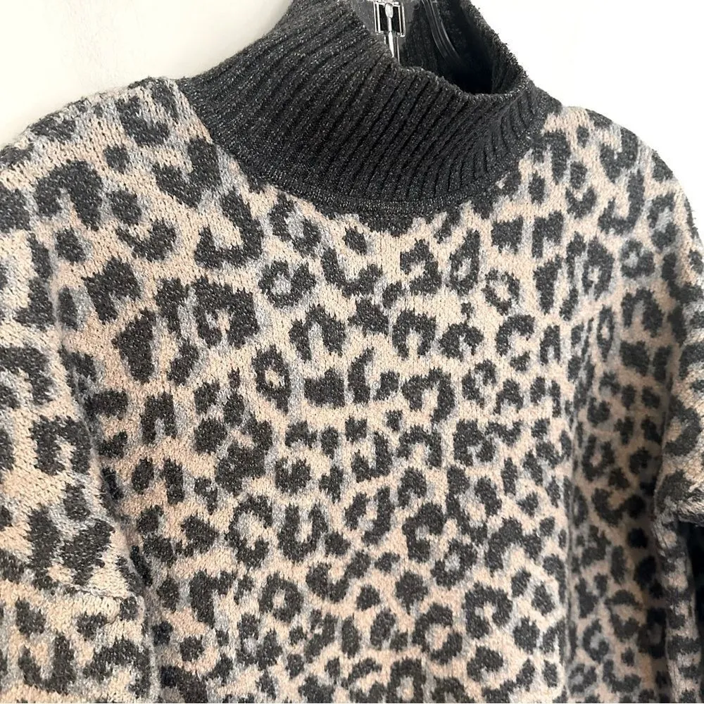 Marled Animal Print Mock Turtleneck Sweater Women's Medium Gray Cream Split Hem - Image 2