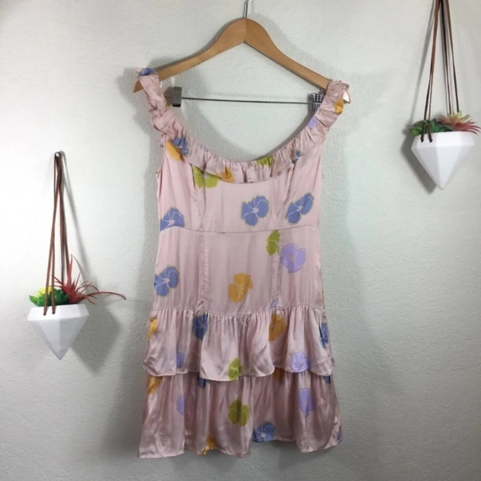 NWT Capulet pink satin floral tiered mini dress - Image 7