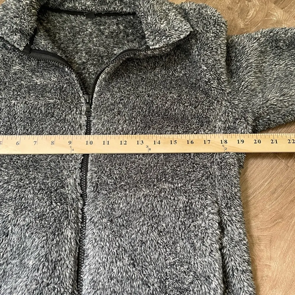 Uniqlo Full Zip Fuzzy Teddy Jacket Black Grey Pockets ~ Women’s Size S - Image 11