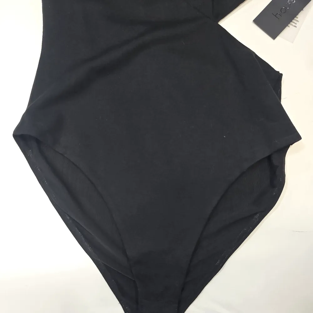 h:ours Kyoto Bodysuit in Black - Image 4