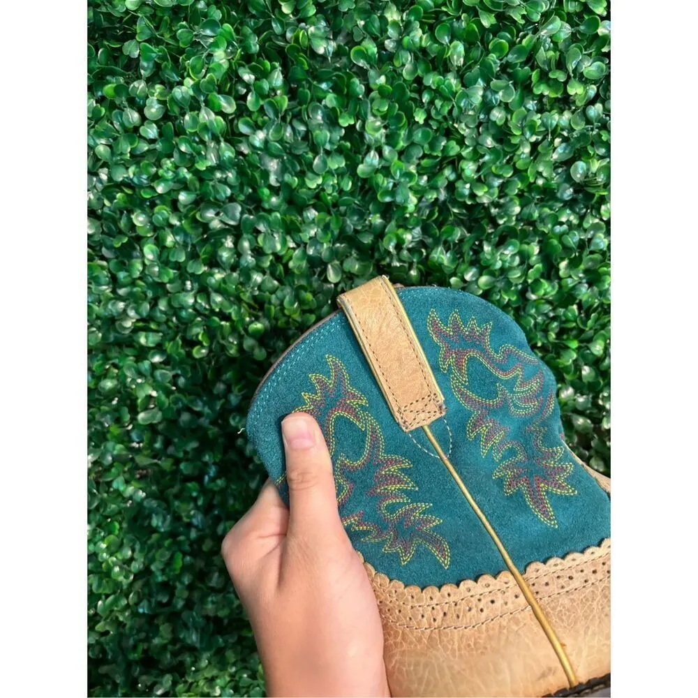 ARIAT Women’s Tan and Blue Suede Leather Fatbaby Boots Sz 6B - Image 4