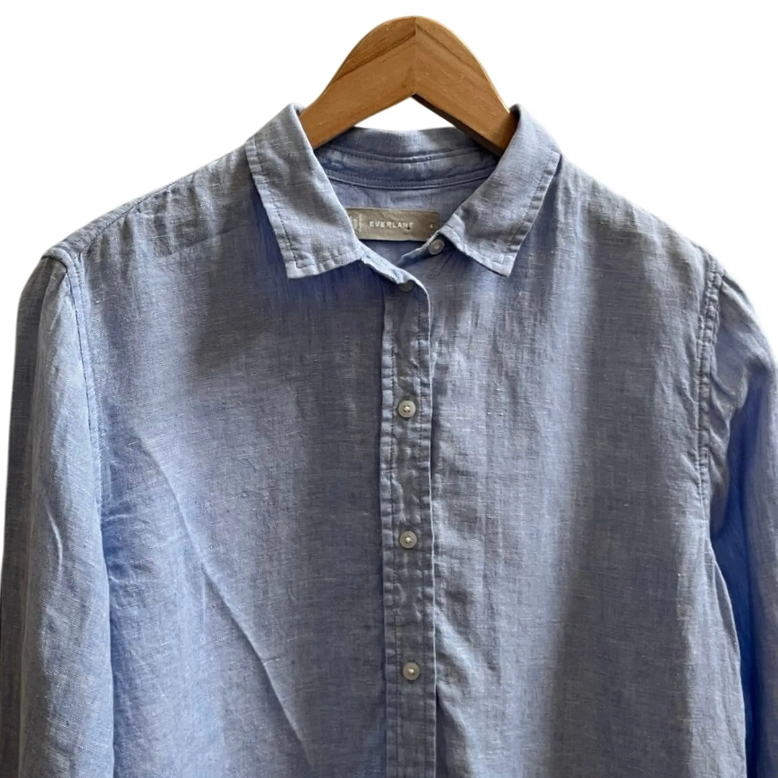 Everlane Light Blue Breathable Linen Relaxed Button Down Shirt Size 4 Preppy - Image 9