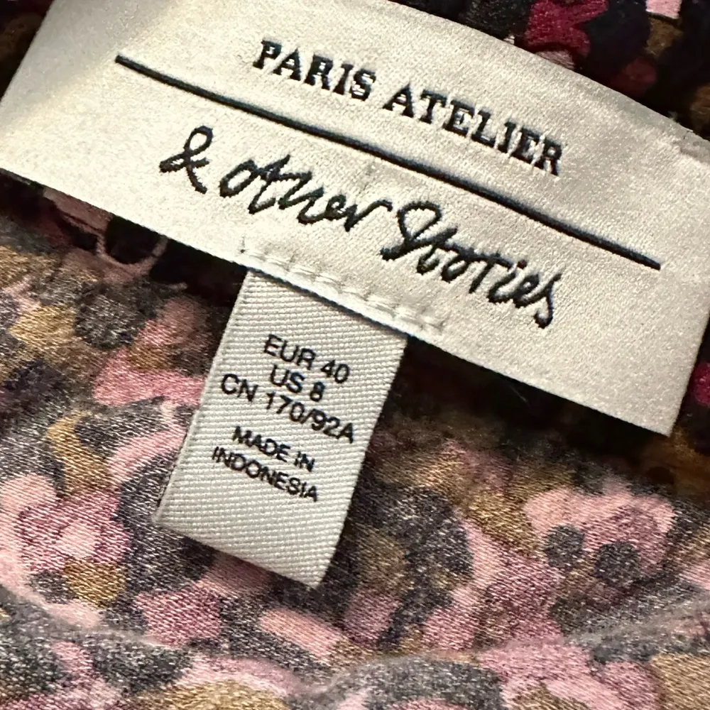 & Other Stories Printed Wrap Top Size 8 - Image 4