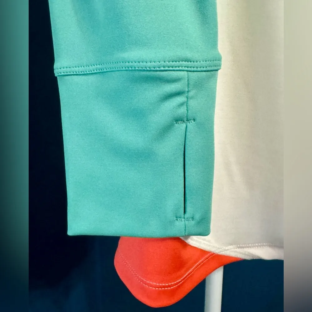 Reebok Running Carrera 1/4 Zip Speedwick L/S top White/Teal Size L NWT - Image 5