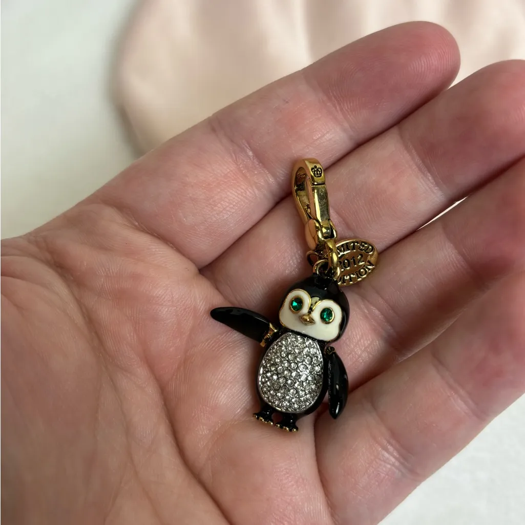 Juicy Couture Limited Edition 2012 PAVE Penguin Retired Charm - Image 4