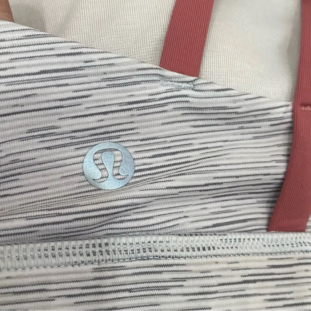 LULULEMON Energy Bra in Wee Are From Space Nimbus Battleship/Pink Puff Size 4 - Image 10