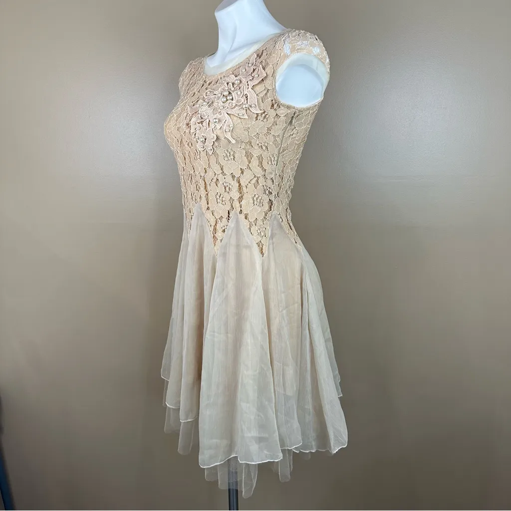Rouge Washing Powder Cream / Nude Lace Pearl Dress XS - Image 12